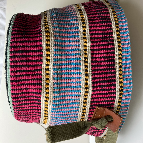 Multi Color Braided Utility Bag - Picture 6 of 7